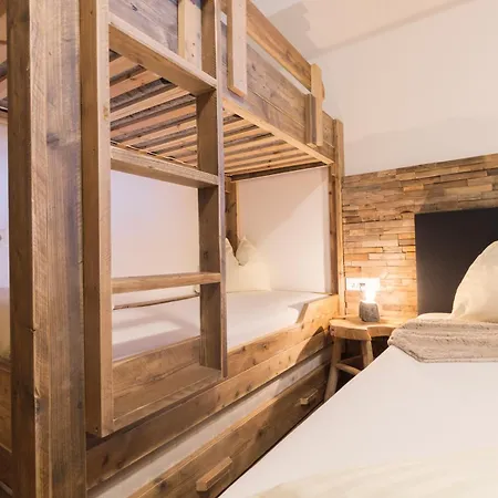 Herzblick Gmbh 아파트호텔