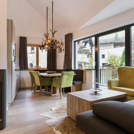 Apart-hotel Herzblick Gmbh 4*