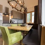 Apartmanhotel Herzblick Gmbh 4*