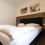 Apartmanhotel Herzblick Gmbh 4*